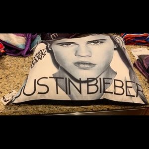 Justin Bieber NWT “What Do You Mean?” Pillow
